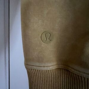 Lululemon Sweatshirt